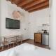 GuestHost - Comfy Studio Apartment Navigli Milano, Милан - Фото 5