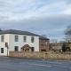 4 double bedroom house with private ample parking, Ferrybridge