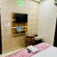 HOTEL RAJ - Near Railway station Haridwar, Haridwar (zdjęcie 4)