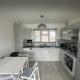 Modern 1 Bed Flat Moments from Chiswick High Road, Лондон - Фото 5