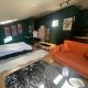 Charming Attic Loft, Pristina