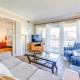 Eclectic Atlantic Beach Condo with Amenity Access! - Foto 3