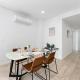 Bright & Airy 2BR - Steps to Station & Westfield Sydney - Fotografie 6