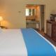 Colonnade Inn, Lyndonville (photo 8)