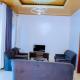 Comfortable bedroom with bathroom, in town Kigali - Fotografie 1