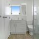 Spacious 2BR Garage 1 Stop on train to Eden Park, Окленд - Фото 2