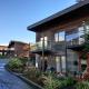 Towan Valley, Porthtowan - Coastal 3 Bedroom Eco-Home with Hot Tub