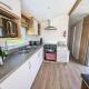 Beautiful 6 Berth Caravan With Decking In Norfolk Ref 89001Mv, Belton - Photo 7