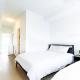 Luxury 2 Queen Beds Suite with Private Bathroom near Downsview Park Subway easy access Downtown - 4th floor walk up and shared kitchen, Toronto (foto 5)