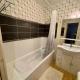 Tram 50 m, Balcon, Parking facile, Saint-Priest (fotografie 6)