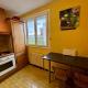 Tram 50 m, Balcon, Parking facile, Saint-Priest (fotografie 10)