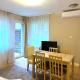Prime Stay - Modern 3-Bedroom Family Apartment with Terrace, Budapest - Foto 4