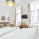 Beautiful 1BR Apartment, Central Location, Vienne - Photo 3