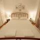 Purple Charm Elegant 1-Bedroom City Escape, Athen - Foto 1