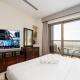 Stylish and Spacious Downtown Studio, Dubai - Photo 5