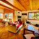 Chalet with spacious garden in Briançon, Forville