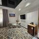 Zamin Hotel, Zomin