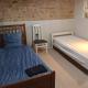 Appt climatisé, 4 à 6 couchages Tarn, Albi, Gaillac, Cordes, Wifi gratuit, boîte à clés, proche commodités et gare routière, Graulhet (фото 9)