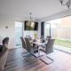Luxury Deluxe Favoured Home - 4 bedroom - 9 Guests - Contractors Welcome, Manchester - Photo 5