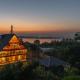 StayVista at Emaarat Chalet with BBQ & Bonfire, Сринагар