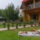 StayVista at Emaarat Chalet with BBQ & Bonfire, Сринагар (фото 3)