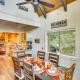 1 Mi to Lake Arrowhead Village! Cabin w/ Game Room, Lake Arrowhead (foto 7)