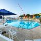 Port A Escape w Pools Patio Walk to Beach La Concha by AvantStay, Port Aransas - Photo 1
