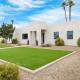Backyard Pool PuttingGreen Playground Modern 5BDR White Agate by AvantStay, Scottsdale - Fotografie 3