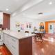 Southwest by AvantStay Heart of Hollywood Remodeled 1920s Bungalow, Los Angeles - Foto 9