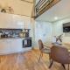 HOMELY I Central 48m2 APT 5 mins near Train Station & City Square, Praga - Zdjęcie 3
