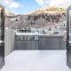 New San Juan 303 by AvantStay Modern Penthouse w Deck Overlooking Main Street, Telluride - Foto 2