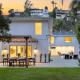 Luxury Hollywood Hills Home with Pool Outdoor Dining Iconic Views Skyline Chalet, Los Angeles - Foto 2