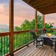 Evergreen Echo by AvantStay Cabin w Mountain Views Theater Game Room and Hot Tub Gatlinburg - Photo 2