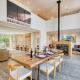 Coplan Vineyards by AvantStay 10-Acre Estate w Pool Spa Bocce Designer Interiors, Sonoma (photo 6)