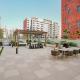 Bright Studio in Azizi Riviera with Patio & Pool, Dubai - Foto 6