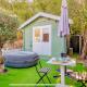 Tiny house deluxe para escapada con Jacuzzi