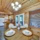 Hot Tub & Deck: Broken Bow 'Azalea House', Broken Bow (photo 7)