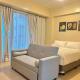 Big Studio Condo Across Manila Airport NAIA T3 WITH WIFI, Manila - Photo 2