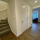 Joyful Group - Stylish 2 Bedroom Duplex with Sofa Bed in Salford M5, Manchester - Photo 8
