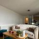 Pass the Keys 40ft Balcony City Views, Canary Wharf & Olympic Park, Londýn - Fotografie 3