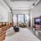 Downtown Escape - 2BR w Skyline Views & Hot Tub, Los Angeles - Foto 2