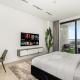 Modern Studio with Jacuzzi and Premium Amenities, Dubai - Photo 7