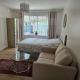 Town Centre Studio - Sleeps 2 - Parking Reading - Foto 4