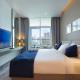 King Bed Suite - Canal Views - Pool, Gym & Balcony, Dubaj - Zdjęcie 2