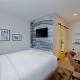 voco Astoria by IHG, New York - Photo 8