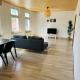 Central and Spacious Apartment for 8, Grevesmühlen