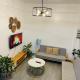 Cozy 2BR Apartment with Balcony and Mountain View - Logan's Transient Apartment 1, Baguio (fotografie 2)