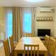 Prime Stay - Modern 2 Bedroom Family Apartment with Terrace, Budapest - Foto 7