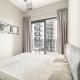 Stylish 1BR w/ Pool View | Heart of Business Bay Dubaj - Fotografie 3