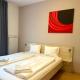 Prime Stay - Modern 1 Bedroom Apartment with Free Parking & 2 Balcony, Budapest - Photo 6